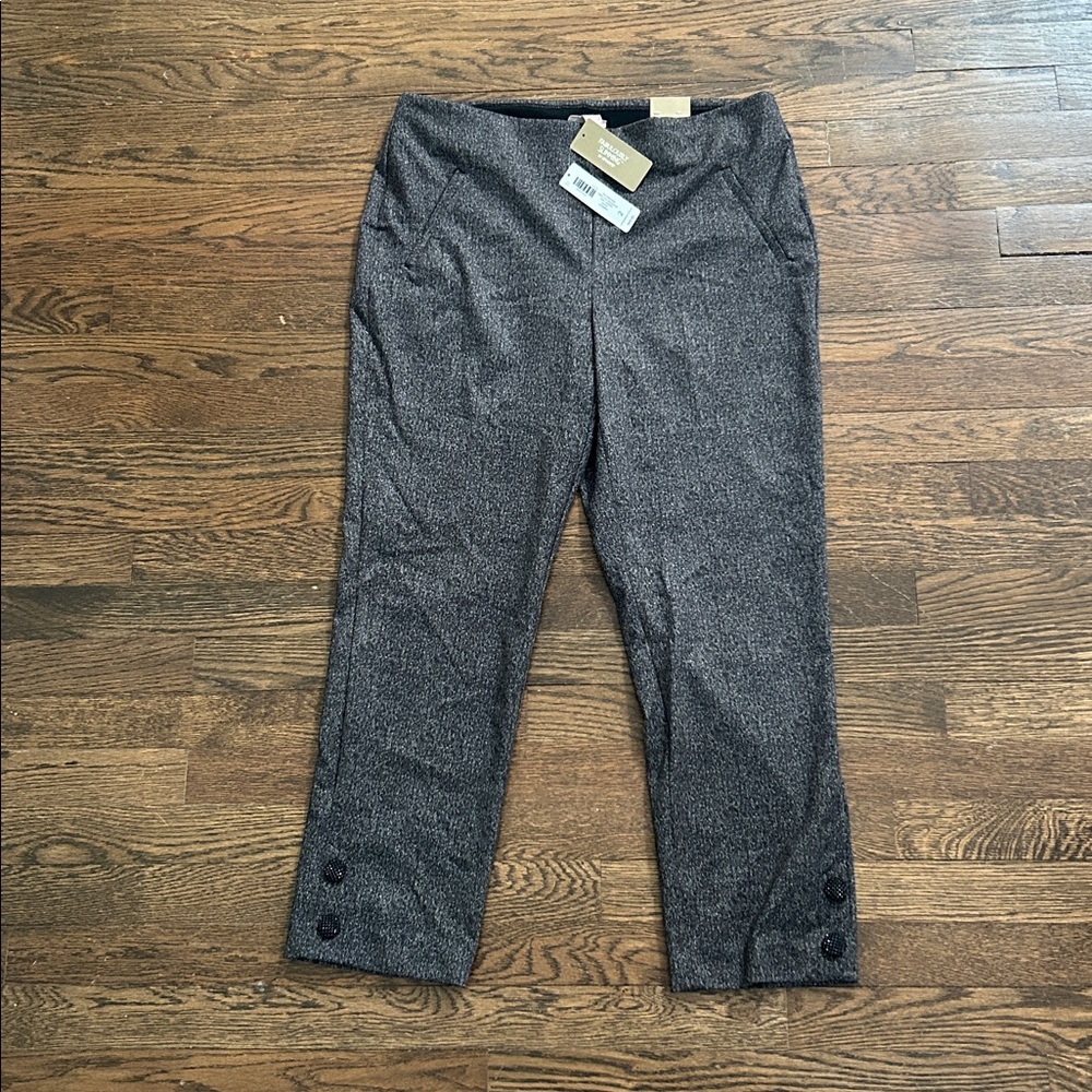 Chico's Black and Gray Slimming Pants